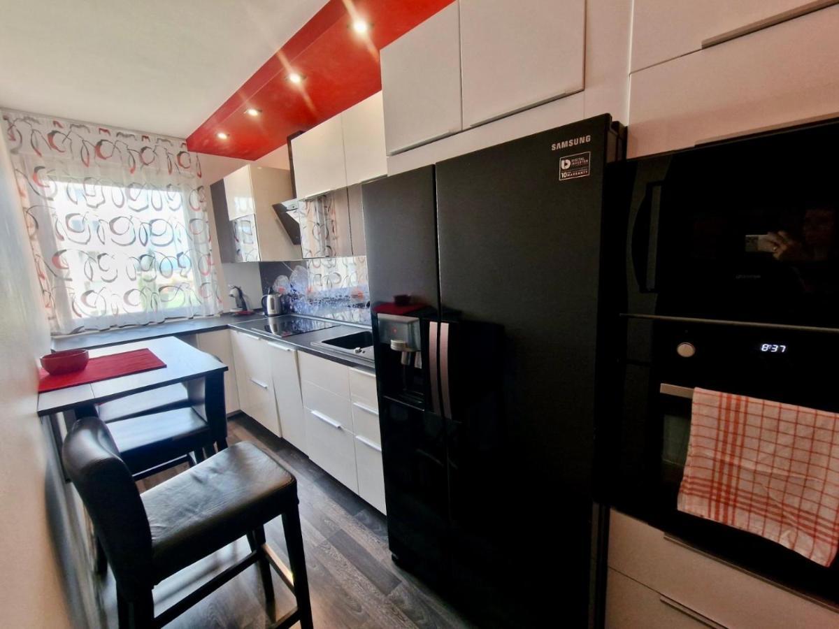 Family Apartment Vadas Štúrovo Esterno foto